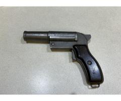 37MM Flare Pistol, 6