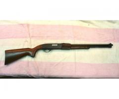 Winchester Model 270 Like New, Wood And Blue 100 .22 LR